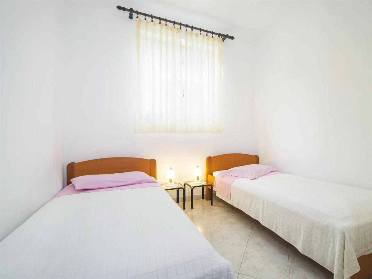 Apartments Olea 라벡 외부 사진